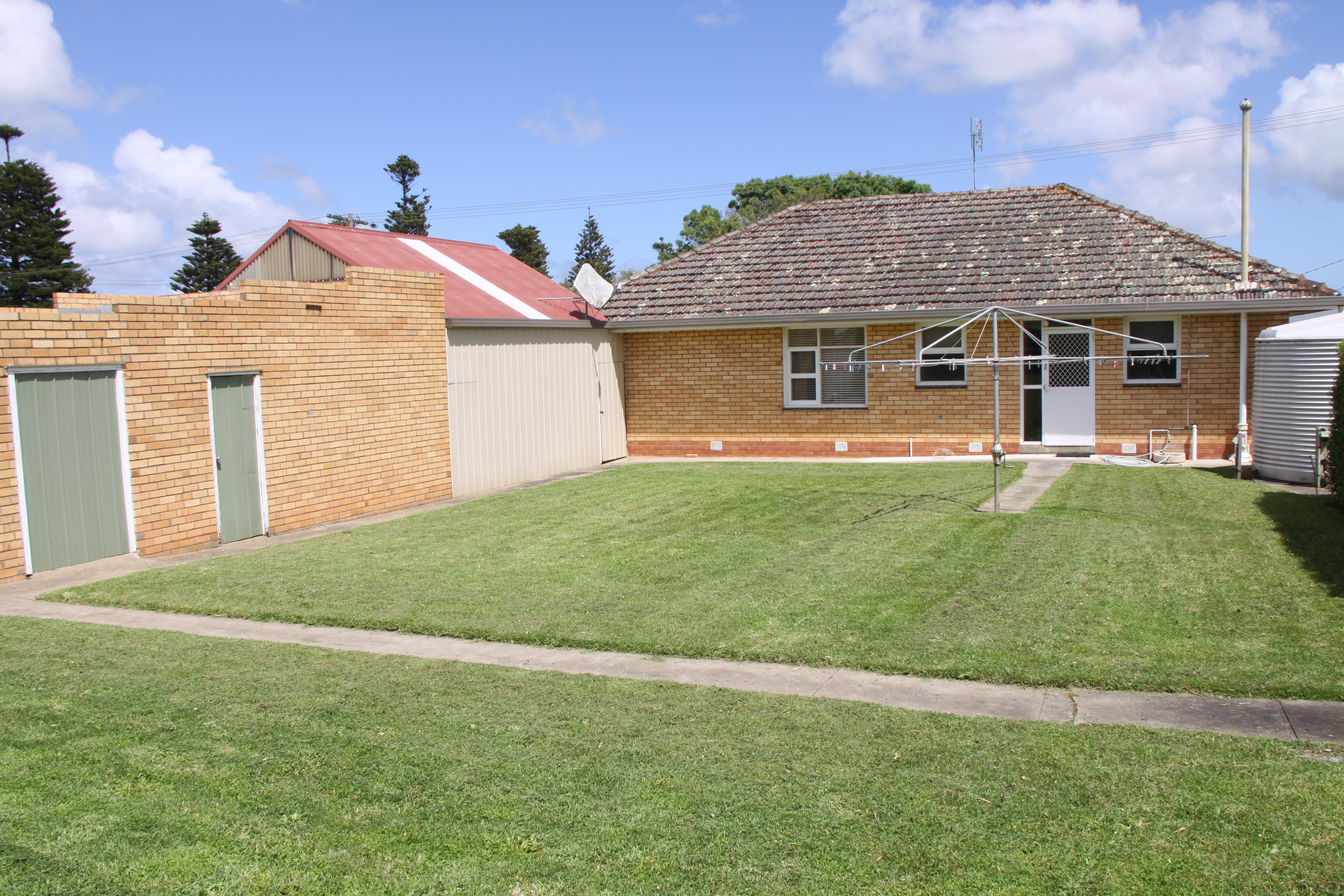 Home - Central Position- 917m2 - Image# 13