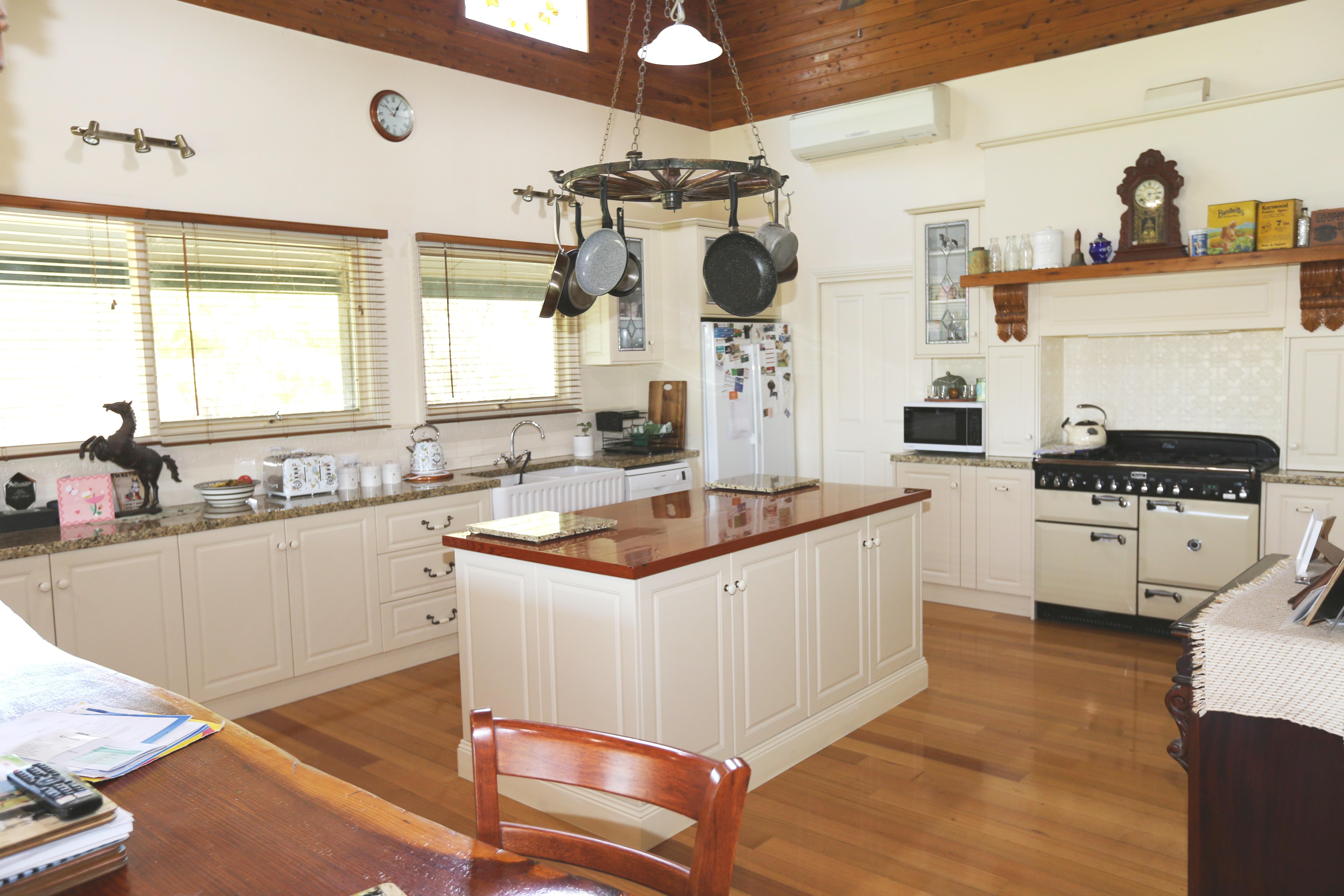 Treasland - Homestead - 40.2ha Farm - Image# 3